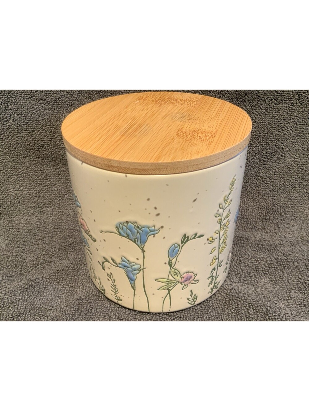 inHomestylez Handcrafted Ceramic 4.25”W Spring Pressed Garden Canister w/Lid